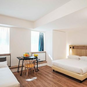 Hotel Colombo 112